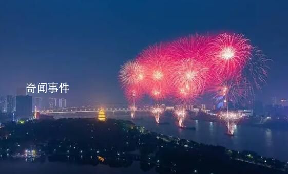 央視網(wǎng):煙花的禁與放該被正視了