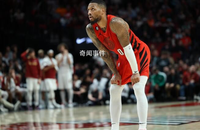 利拉德71分 幫助球隊(duì)以131比114大勝對(duì)手