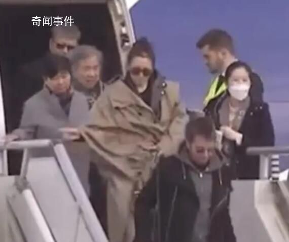 小學(xué)生繼盤串后又流行起盤頭 小朋友們快樂開心就好