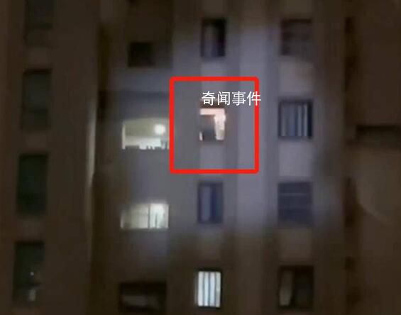 南京一小區(qū)有人高空扔冰箱 所幸未砸到人
