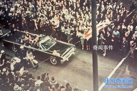 肯尼迪是被誰(shuí)害的 美國(guó)總統(tǒng)肯尼迪遇刺之謎