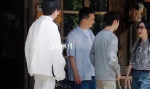 周迅覺(jué)得何炅黃磊太像空巢老人 何炅急了