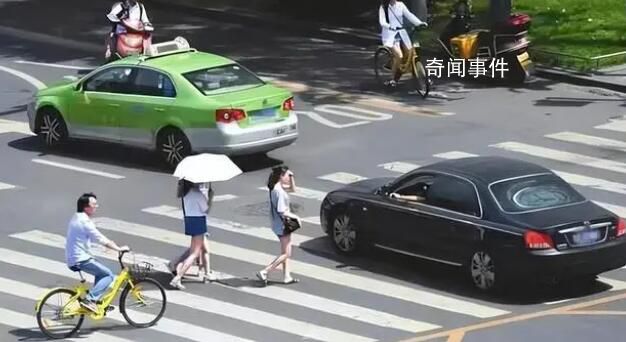 “禮讓行人”該不該被取消 弱勢(shì)車(chē)主有怨言