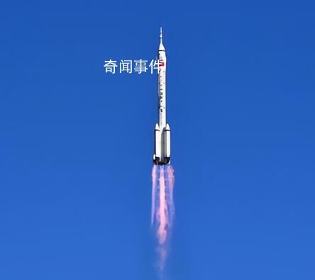 繪出航天強(qiáng)國的樣子 仰望星河著色九天