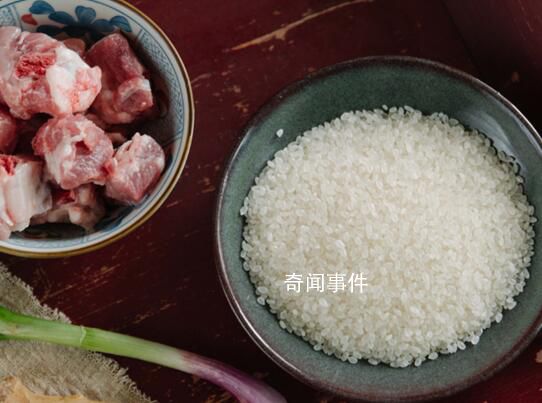 顧客就餐遇賬單刺客8碗米飯要價90 視頻在網(wǎng)上引起不少網(wǎng)友熱議