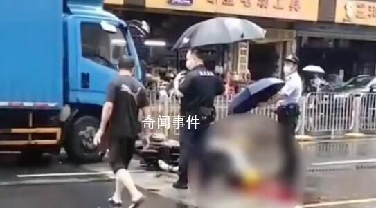 深圳外賣員被雨篷扎頸身亡 背后真相太可怕了