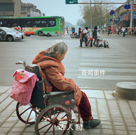 對方撤回了一個老太太 老奶奶偷溜出病房被護士現(xiàn)場抓包