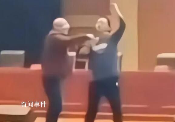 哈工大回應(yīng)網(wǎng)傳搶話筒男生被錄取 錄取還沒(méi)開(kāi)始各省尚未投檔