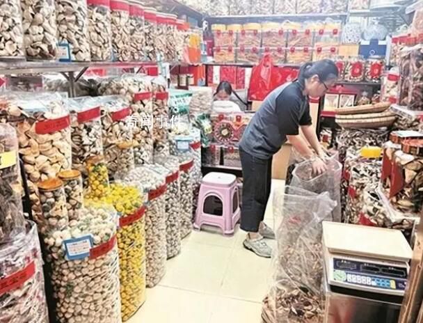 中藥價(jià)格持續(xù)上漲 喝一天要100元