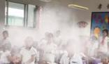 學生沒三角板被老師質問“家里窮” 學?；貞簳フ{查