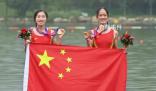 奪得首金的中國(guó)姑娘雙手滿是老繭 水泡破掉成型后又磨破一層又一層