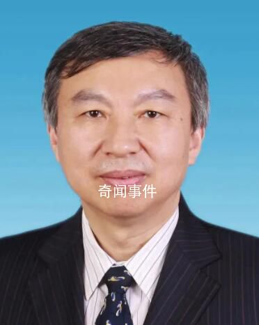 中科大書記做40個(gè)俯臥撐鼓勵(lì)學(xué)生 學(xué)生直呼：是在備戰(zhàn)亞運(yùn)會嗎