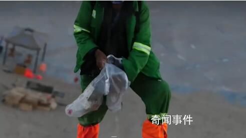 十一長假敦煌鳴沙山景區(qū)垃圾遍地 讓人心痛