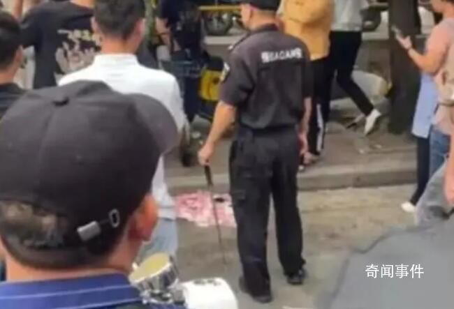 取40萬剛出銀行就被搶劫?警方回應(yīng)