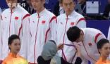 中國(guó)男籃領(lǐng)獎(jiǎng)表情 挫折中的成長(zhǎng)與進(jìn)步