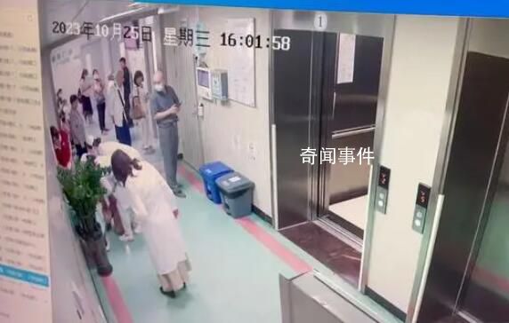 眼科護(hù)士45秒救回卡喉幼童