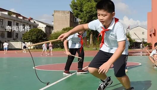 多地回應課間10分鐘變課間“圈養(yǎng)” 稱七成學生課間不出教室