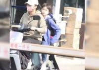 陳若琳騎電車載全紅嬋被舉報(bào)沒頭盔 引發(fā)了廣泛關(guān)注