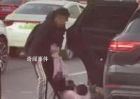 將妻兒拖出保時捷的男子稱非常后悔 引起了眾多網友的關注