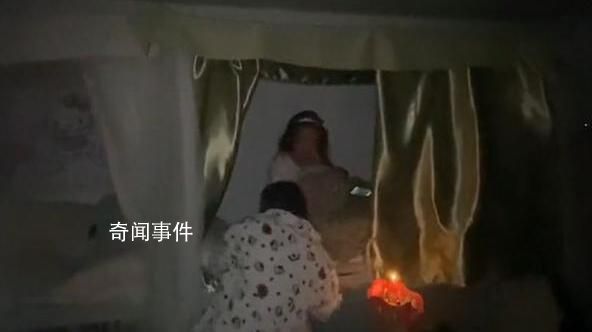 女生正過18歲生日下1秒地震發(fā)生