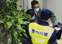 八旬老人沉溺“假冒董卿”溫柔鄉
