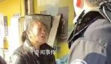女子撿到手機(jī)索要千元 不給就扔河里
