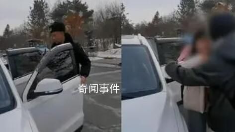 游客打網(wǎng)約車趕高鐵被的哥攔下舉報